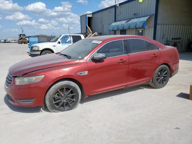 Sedans FORD TAURUS 2013 Czerwony