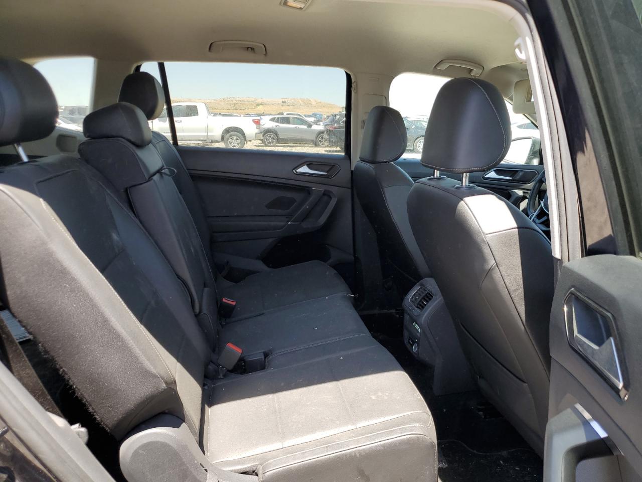 2018 Volkswagen Tiguan Se VIN: 3VV3B7AX2JM207792 Lot: 63685015