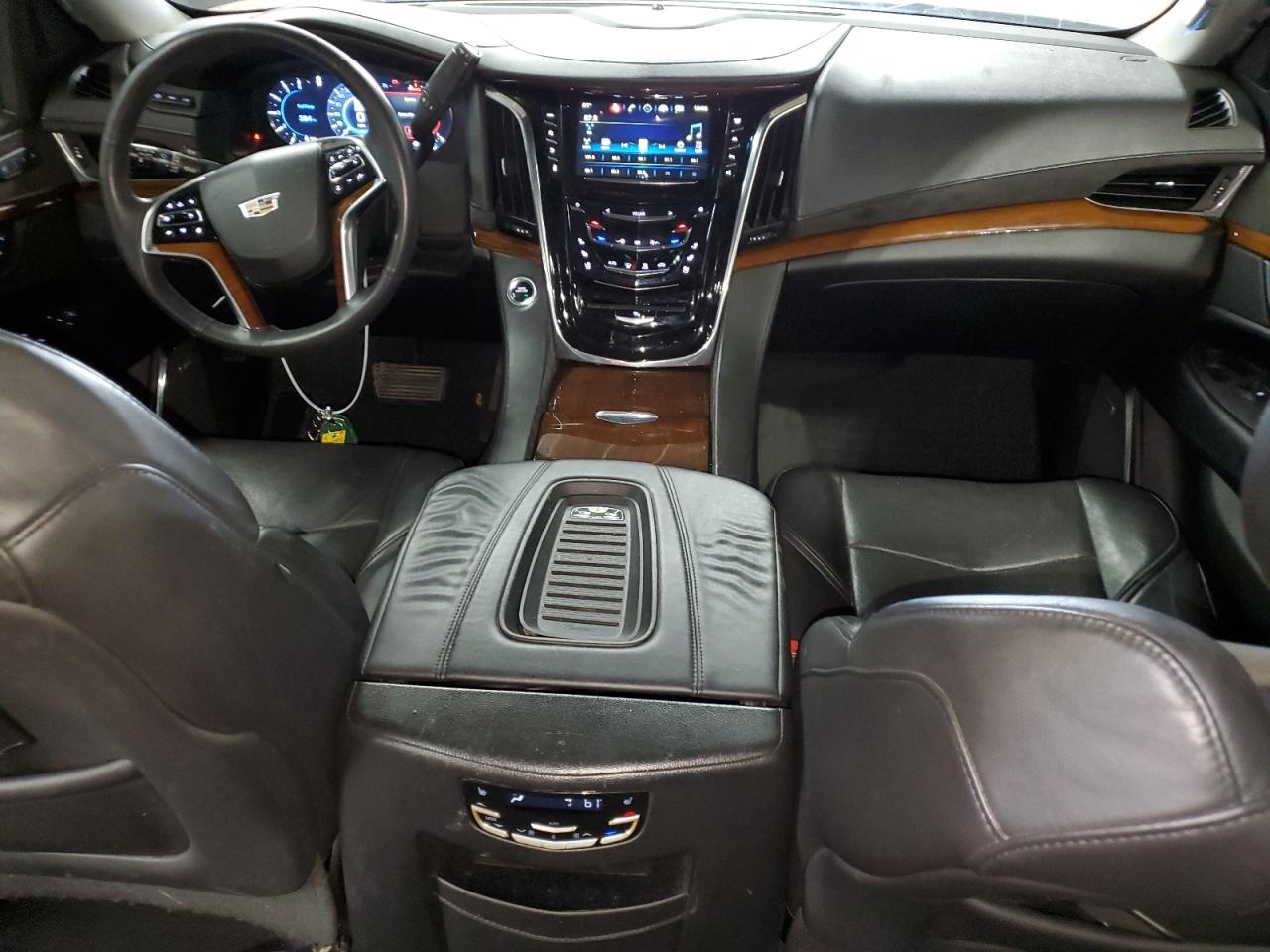 2018 Cadillac Escalade Luxury VIN: 1GYS4BKJ0JR158022 Lot: 63181085