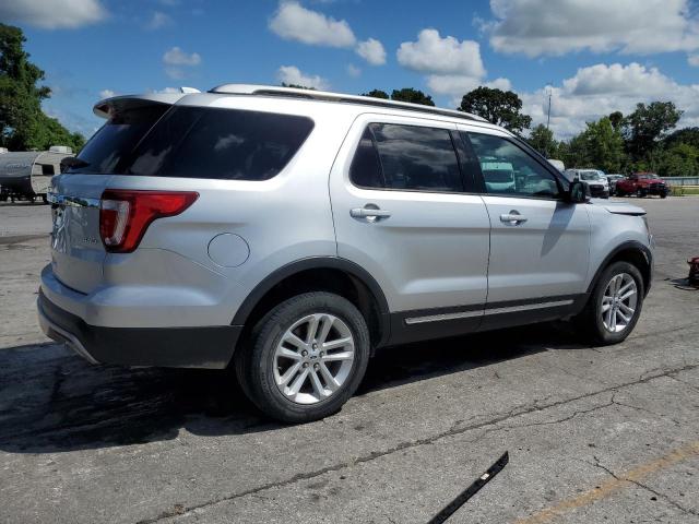  FORD EXPLORER 2017 Silver