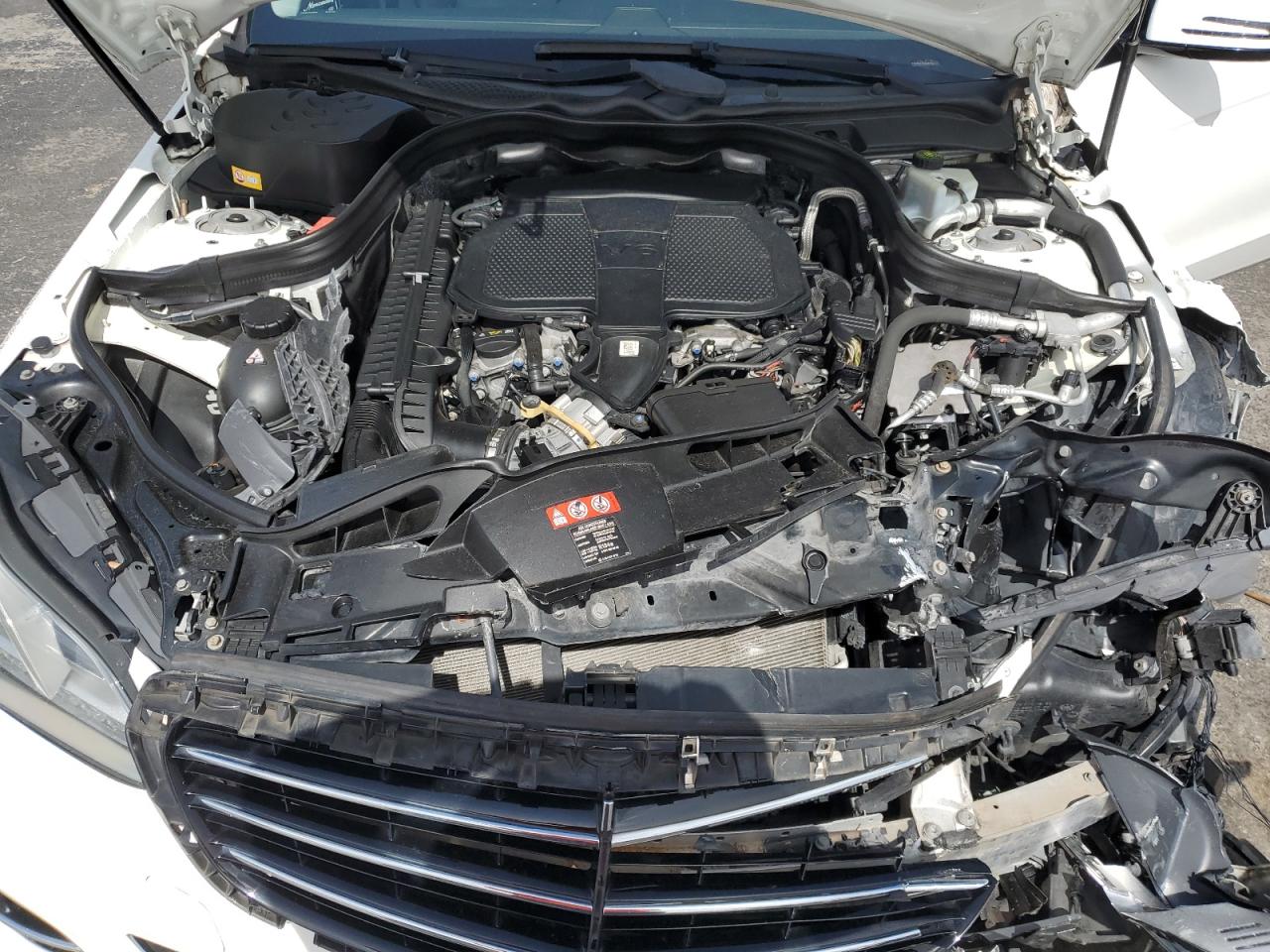 2014 Mercedes-Benz E 350 VIN: WDDHF5KB2EA849826 Lot: 63632875
