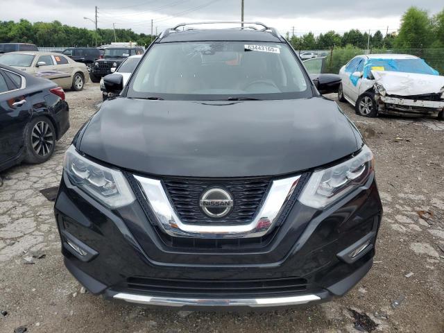  NISSAN ROGUE 2018 Czarny