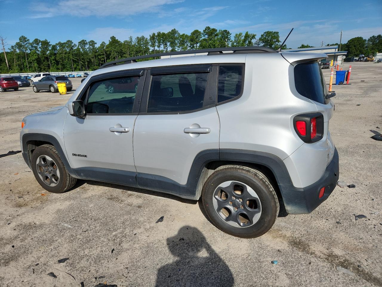 2015 Jeep Renegade Latitude VIN: ZACCJABH0FPB58051 Lot: 62681055