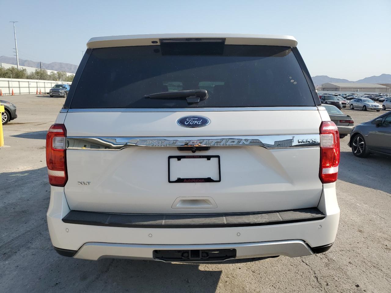 2018 Ford Expedition Max Xlt VIN: 1FMJK1JT1JEA34977 Lot: 65083335