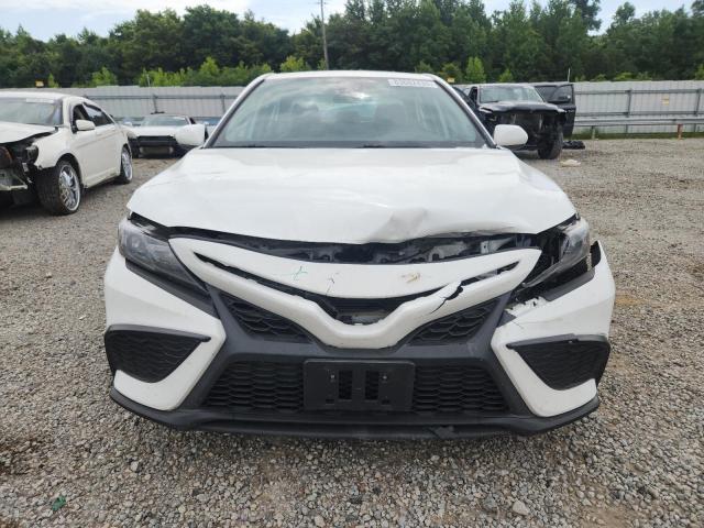  TOYOTA CAMRY 2021 White