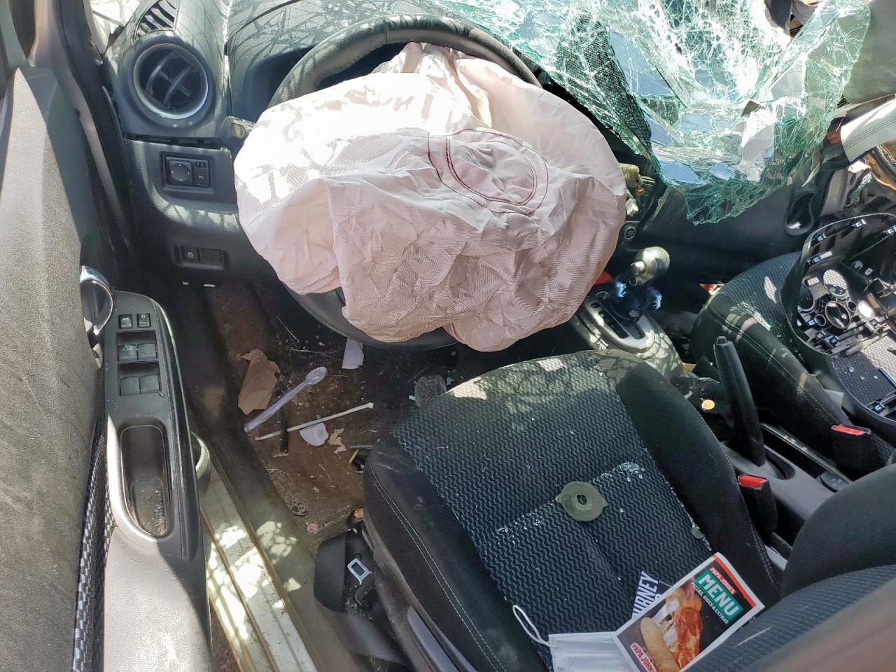 2018 Nissan Versa Note S VIN: 3N1CE2CP3JL366710 Lot: 66368055