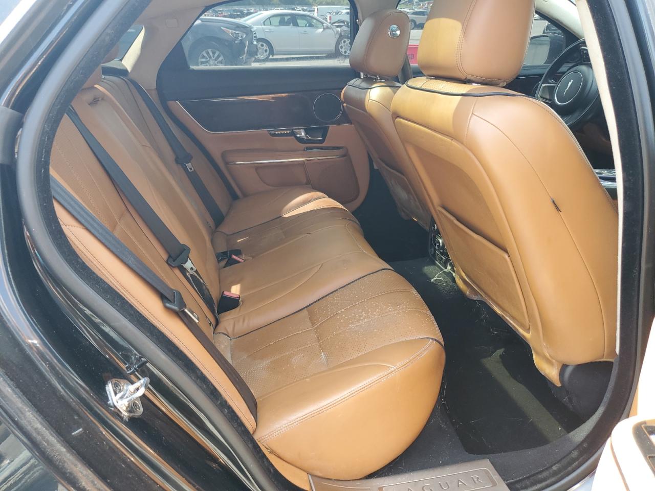 sajwa1cb1blv04571 SAJWA1CB1BLV04571 2011 Jaguar Xj