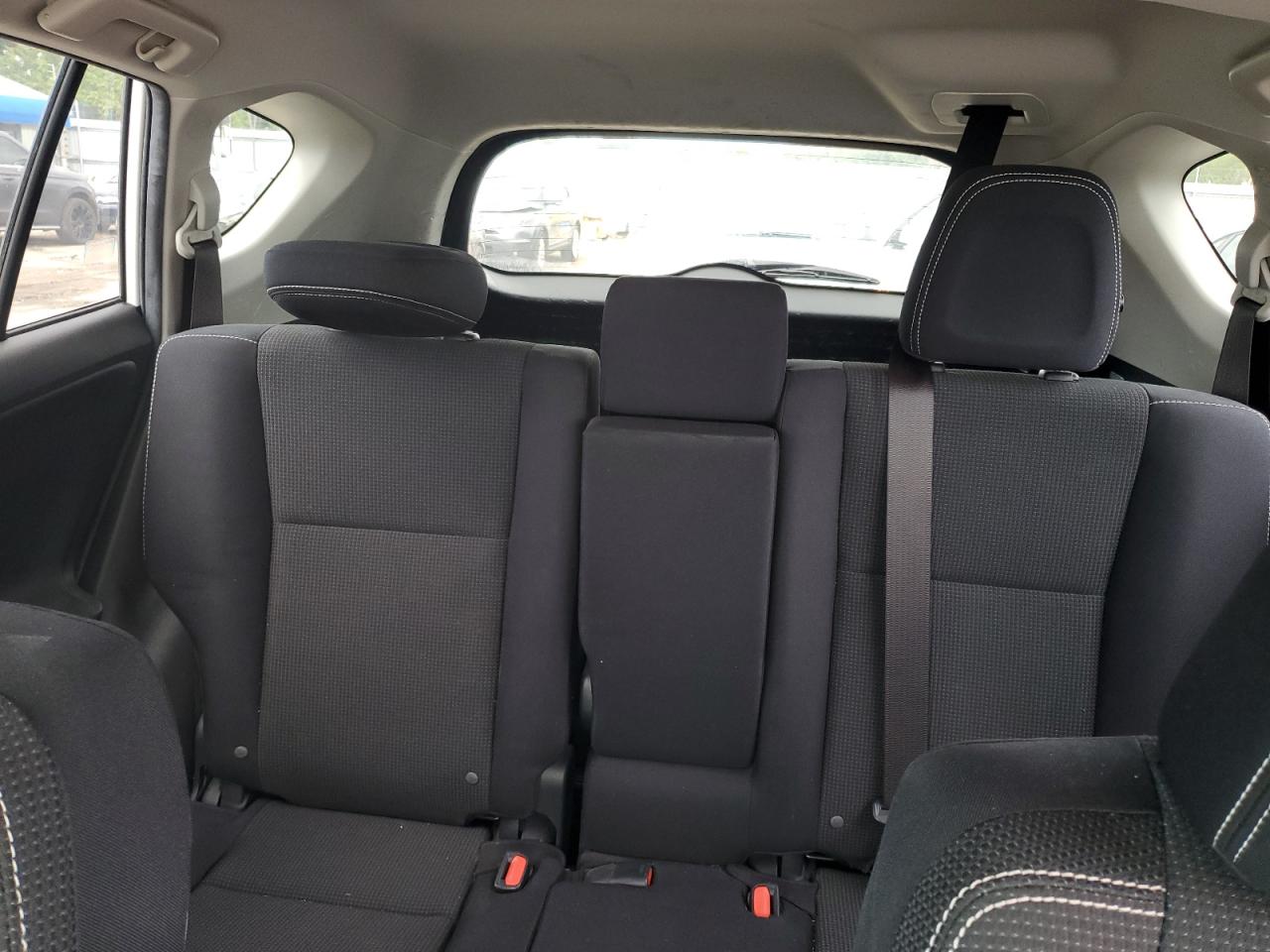 2017 Toyota Rav4 Xle VIN: JTMRFREV0HJ144362 Lot: 65919615