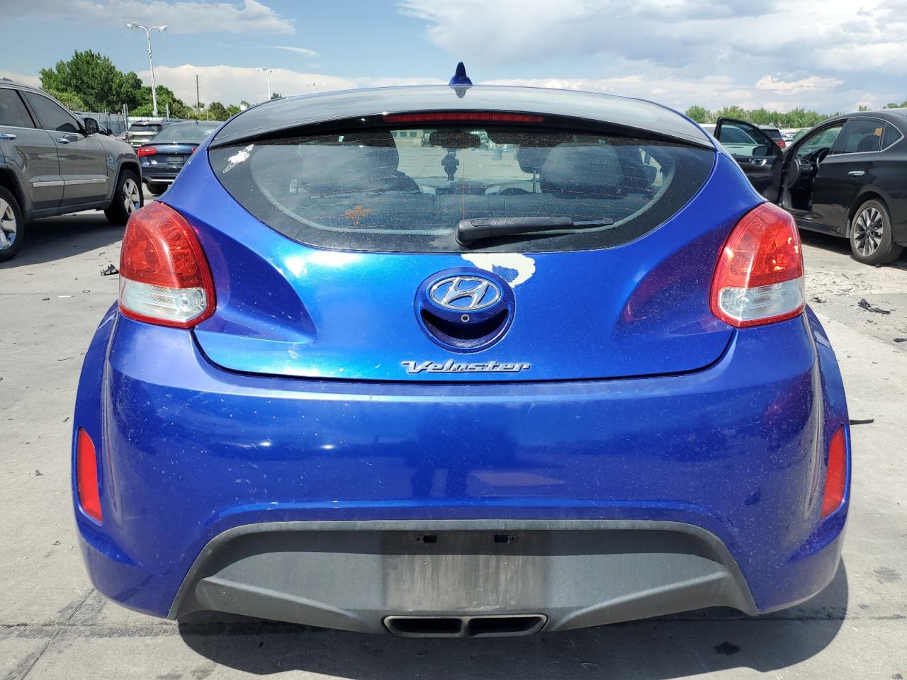 2014 Hyundai Veloster VIN: KMHTC6AD7EU211202 Lot: 63608225