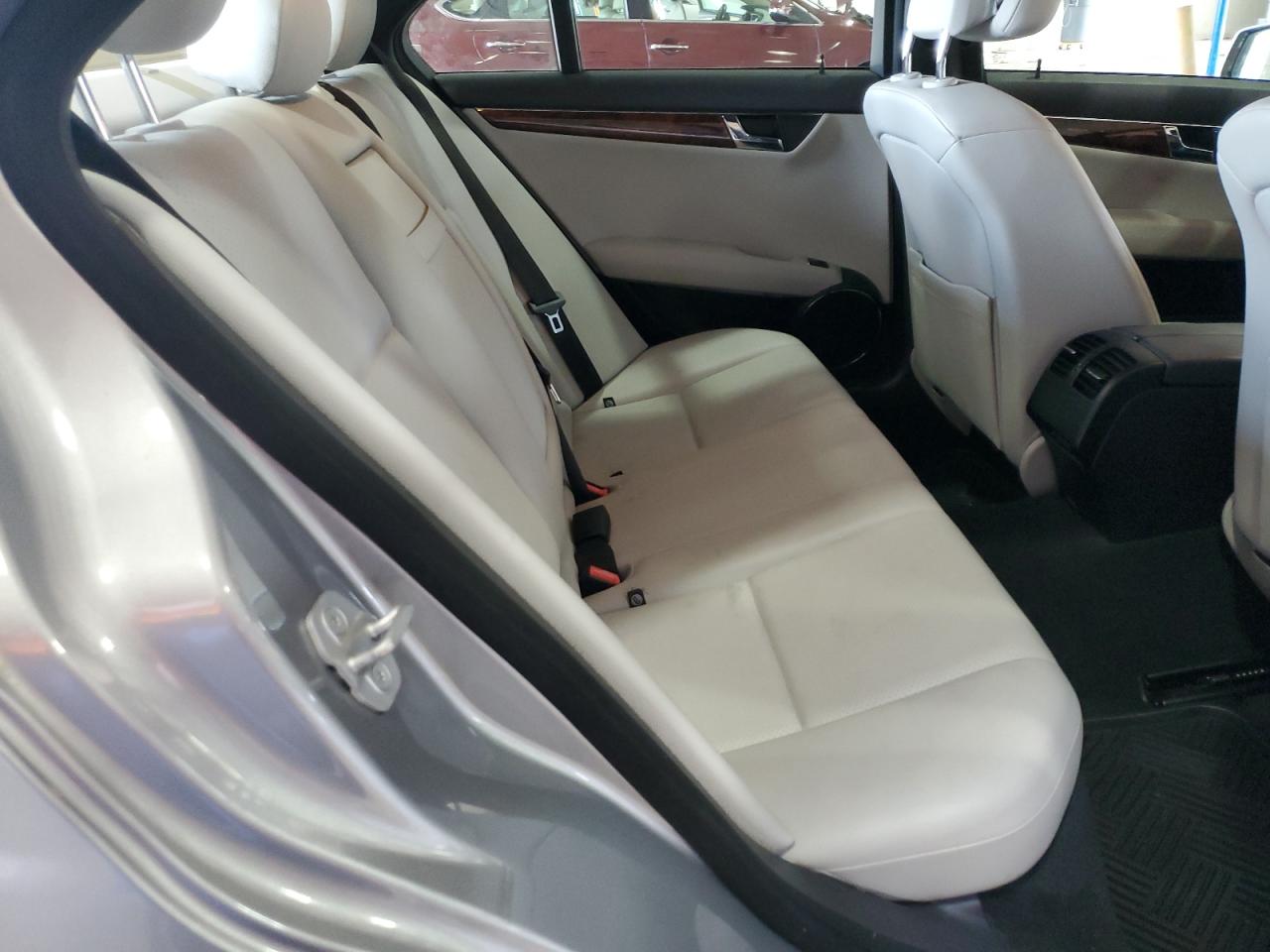 2011 Mercedes-Benz C 300 4Matic VIN: WDDGF8BB1BR163982 Lot: 64742095