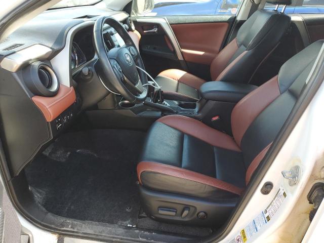 Parquets TOYOTA RAV4 2015 White