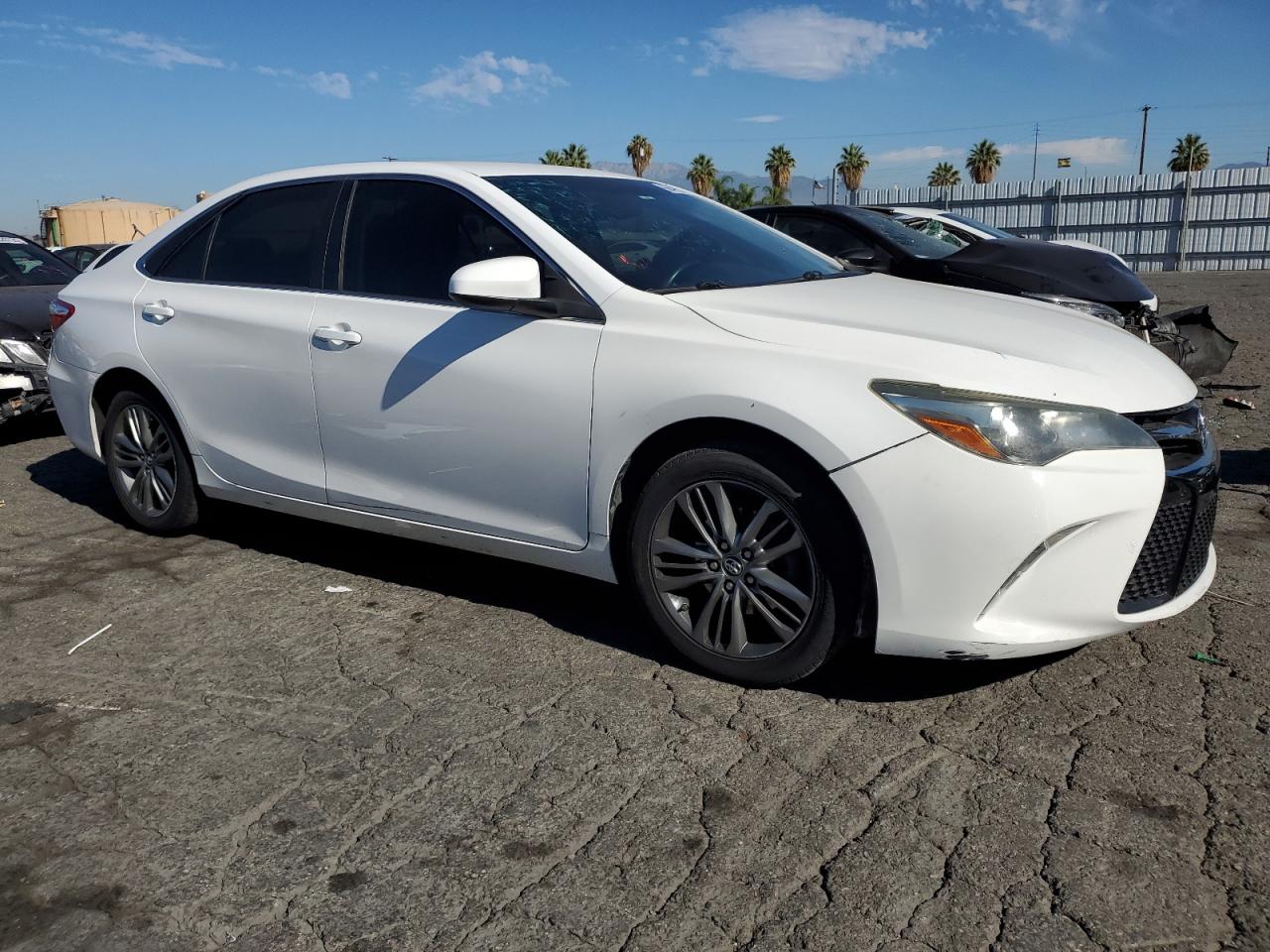 4t1bf1fk0gu221294 4T1BF1FK0GU221294 2016 Toyota Camry Le