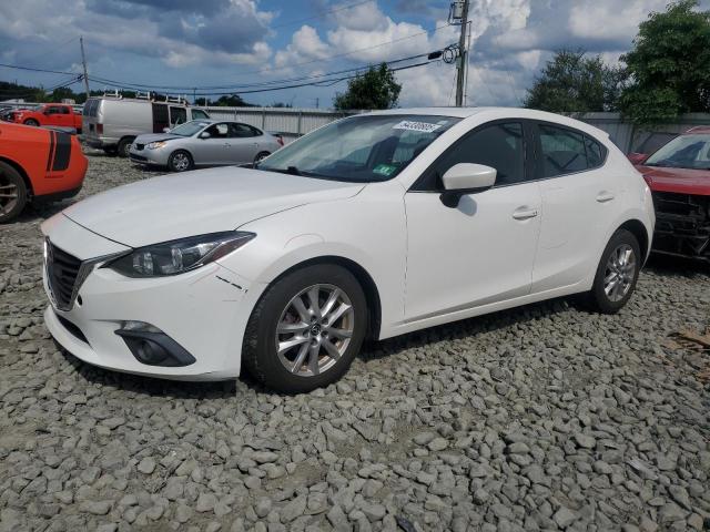 MAZDA 3 2015 White