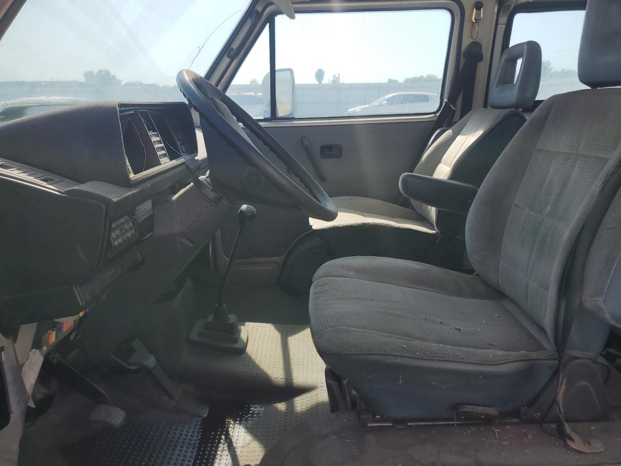 1991 Volkswagen Vanagon Bus VIN: WV2YB0258MG000848 Lot: 64800525
