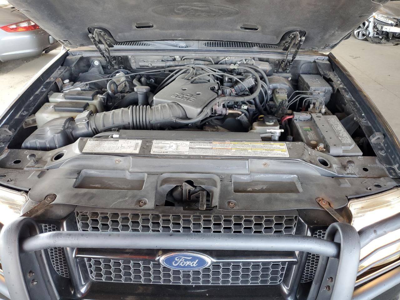 2002 Ford Explorer Sport Trac VIN: 1FMZU67E02UC38146 Lot: 62762035