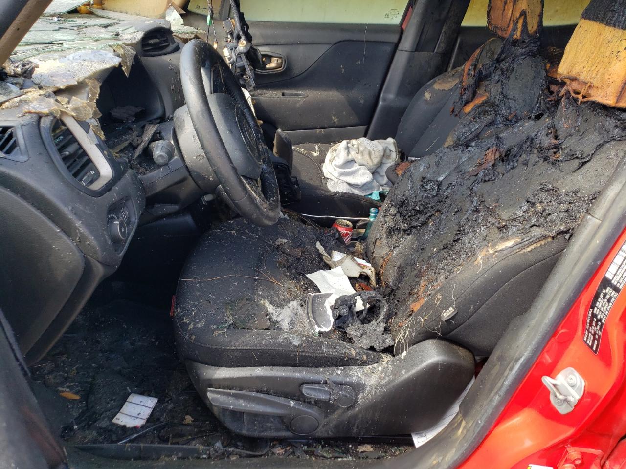 2017 Jeep Renegade Latitude VIN: ZACCJABB1HPG43557 Lot: 64252755