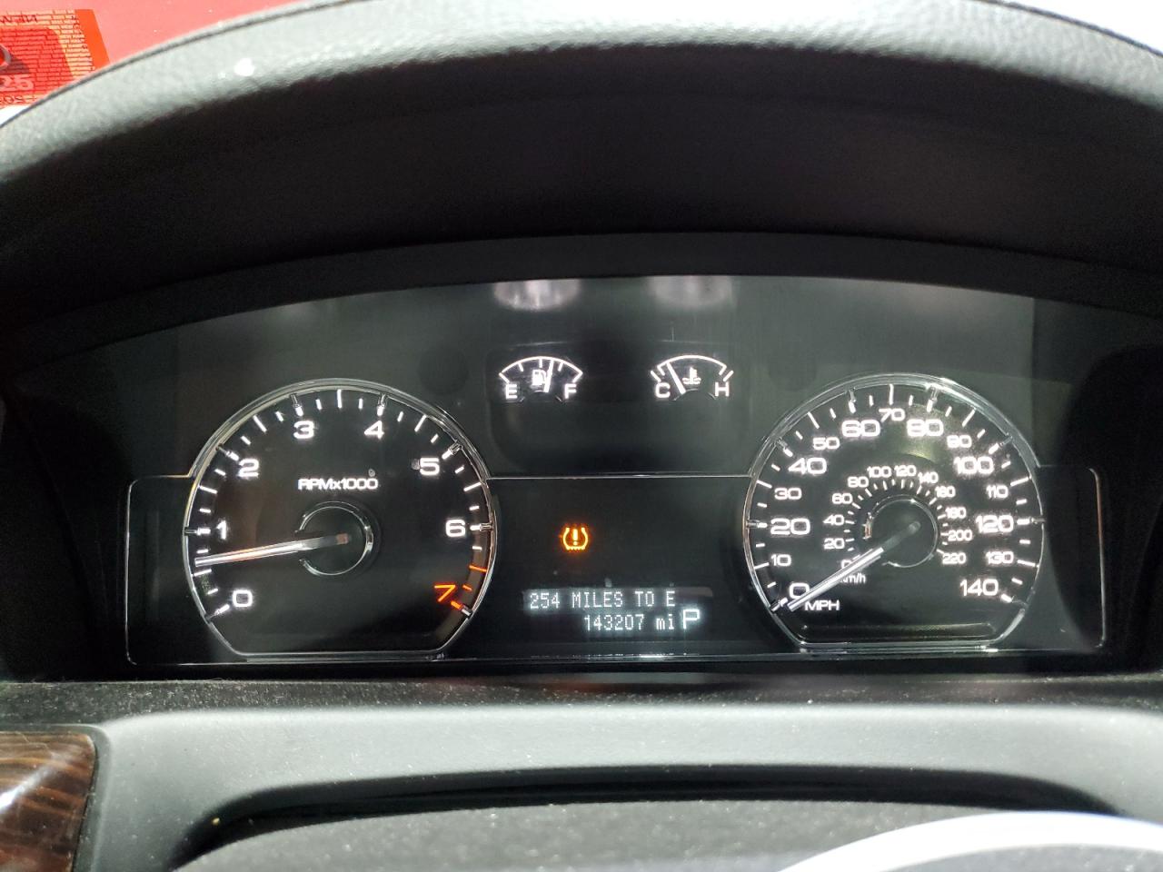 1lnhm93r49g612787 1LNHM93R49G612787 2009 Lincoln Mks