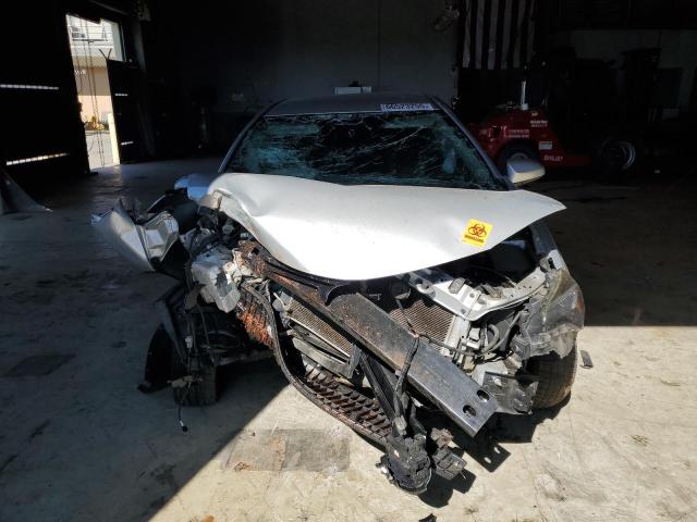  TOYOTA COROLLA 2017 Srebrny