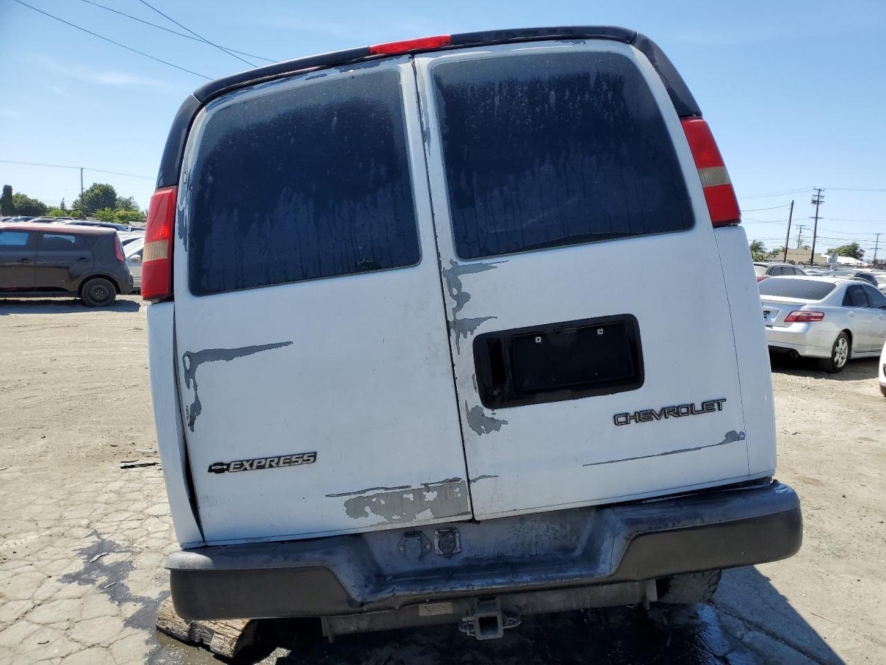 2005 Chevrolet Express G2500 VIN: 1GCGG25V451252281 Lot: 63248535