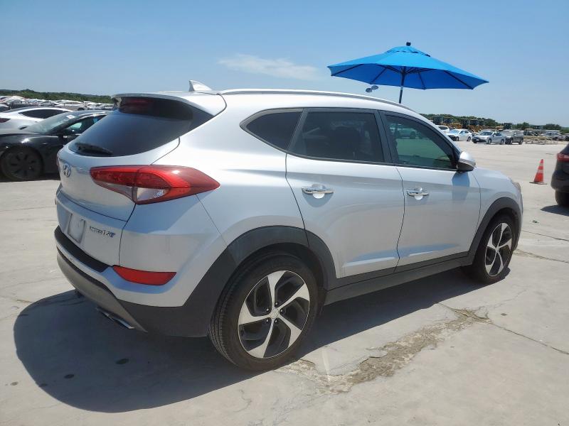  HYUNDAI TUCSON 2016 Srebrny