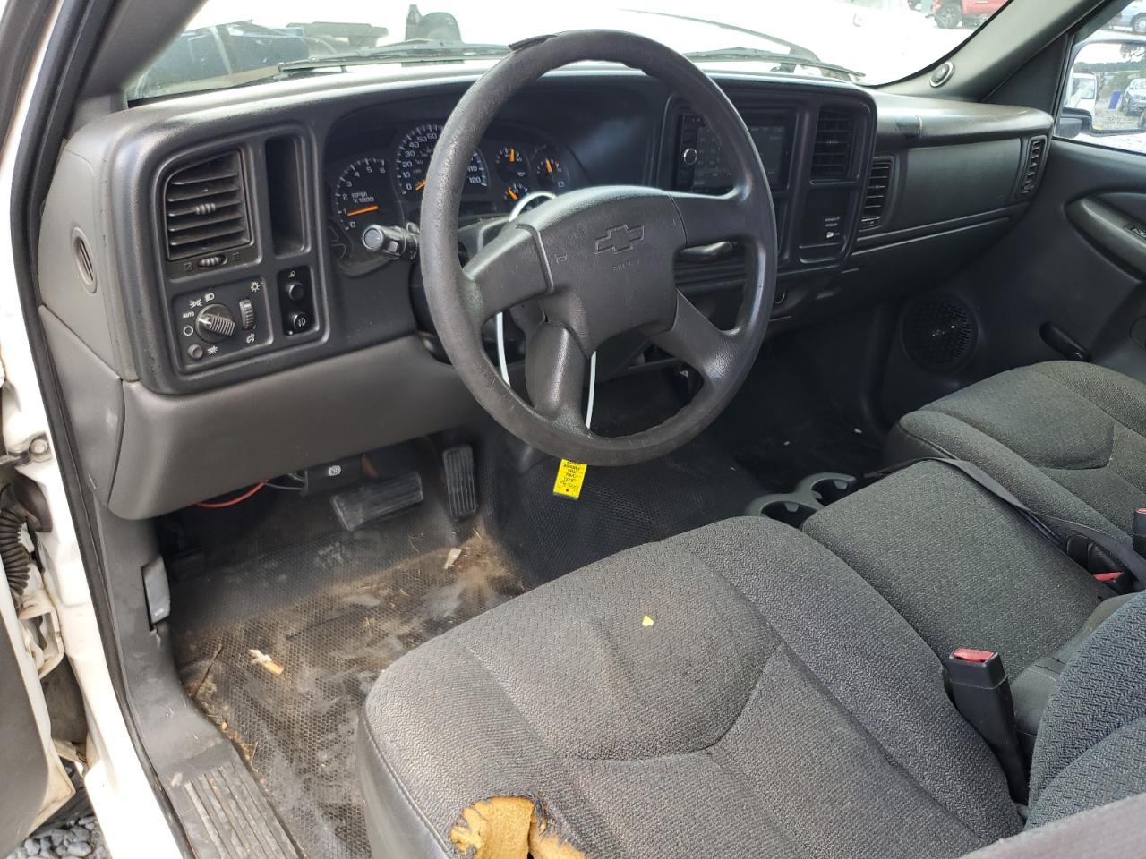 2004 Chevrolet Silverado C1500 VIN: 1GCEC14XX4Z133294 Lot: 65009155