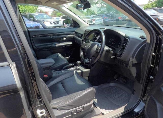 Parquets MITSUBISHI OUTLANDER 2016 Black