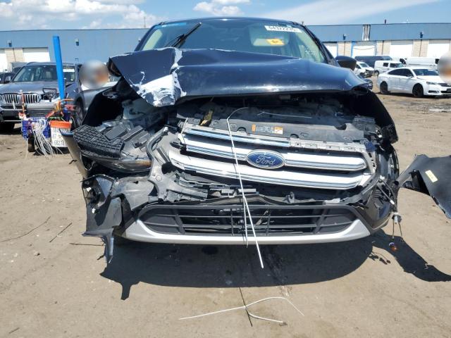  FORD ESCAPE 2019 Czarny