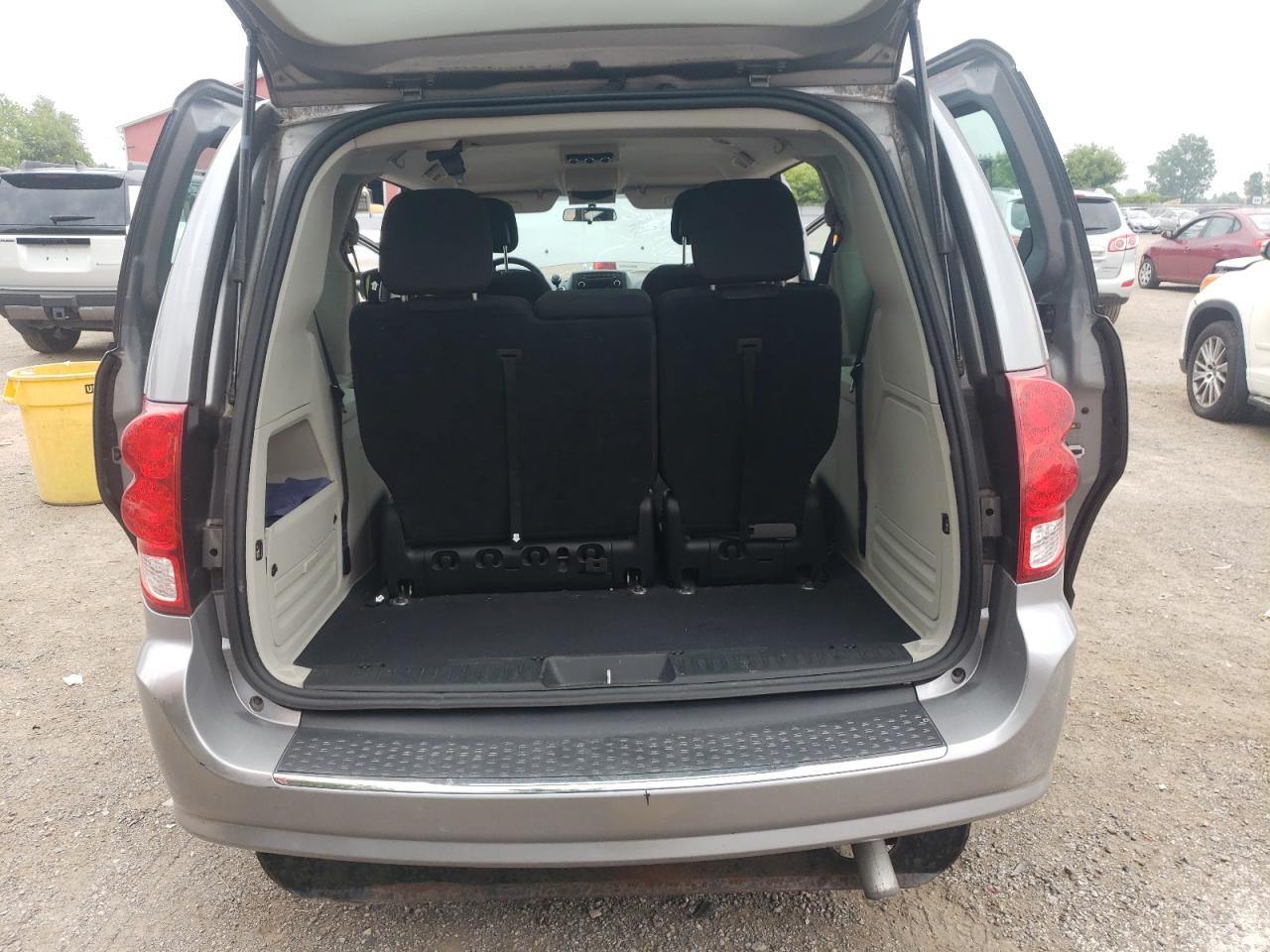 2015 Dodge Grand Caravan Se VIN: 2C4RDGBG3FR616675 Lot: 64897385
