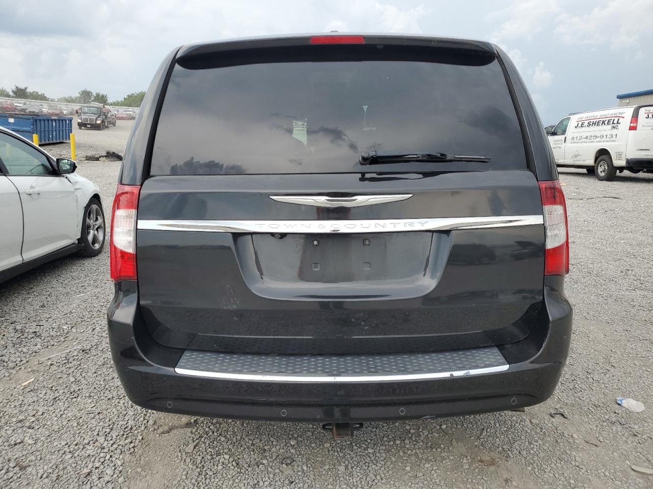 2014 Chrysler Town & Country Touring L VIN: 2C4RC1CG2ER214840 Lot: 65204175