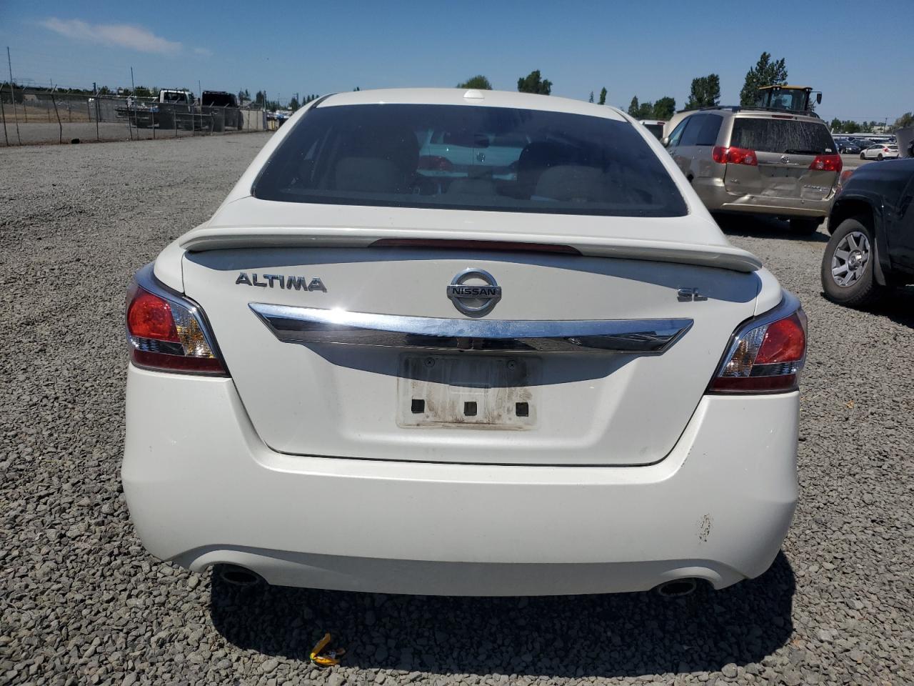 2015 Nissan Altima 2.5 VIN: 1N4AL3AP5FN404261 Lot: 62309335