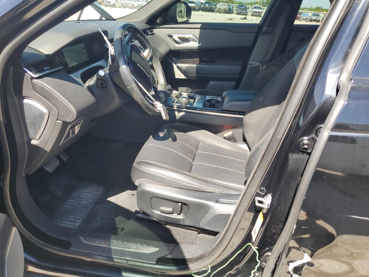 2018 Land Rover Range Rover Velar R-Dynamic Se VIN: SALYL2RX3JA727482 Lot: 62161795