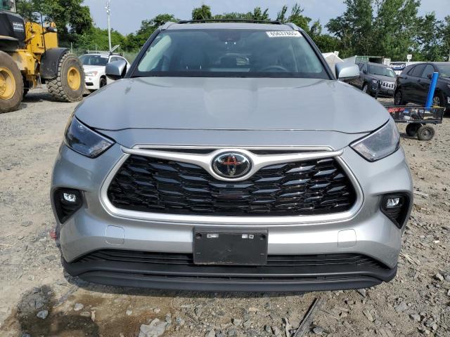 TOYOTA HIGHLANDER 2024 Серебристый