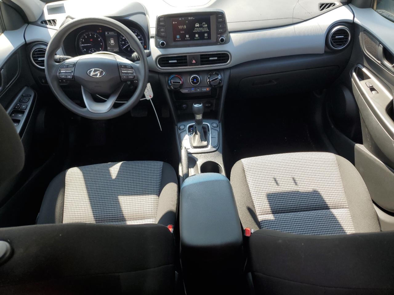 2021 Hyundai Kona Se VIN: KM8K1CAAXMU716302 Lot: 64051095