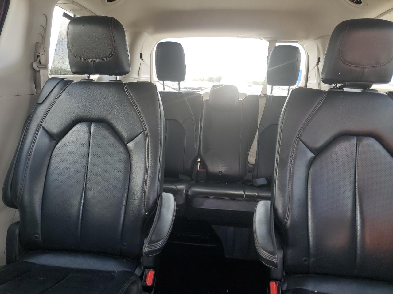 2019 Chrysler Pacifica Touring L VIN: 2C4RC1BG0KR626297 Lot: 64877205