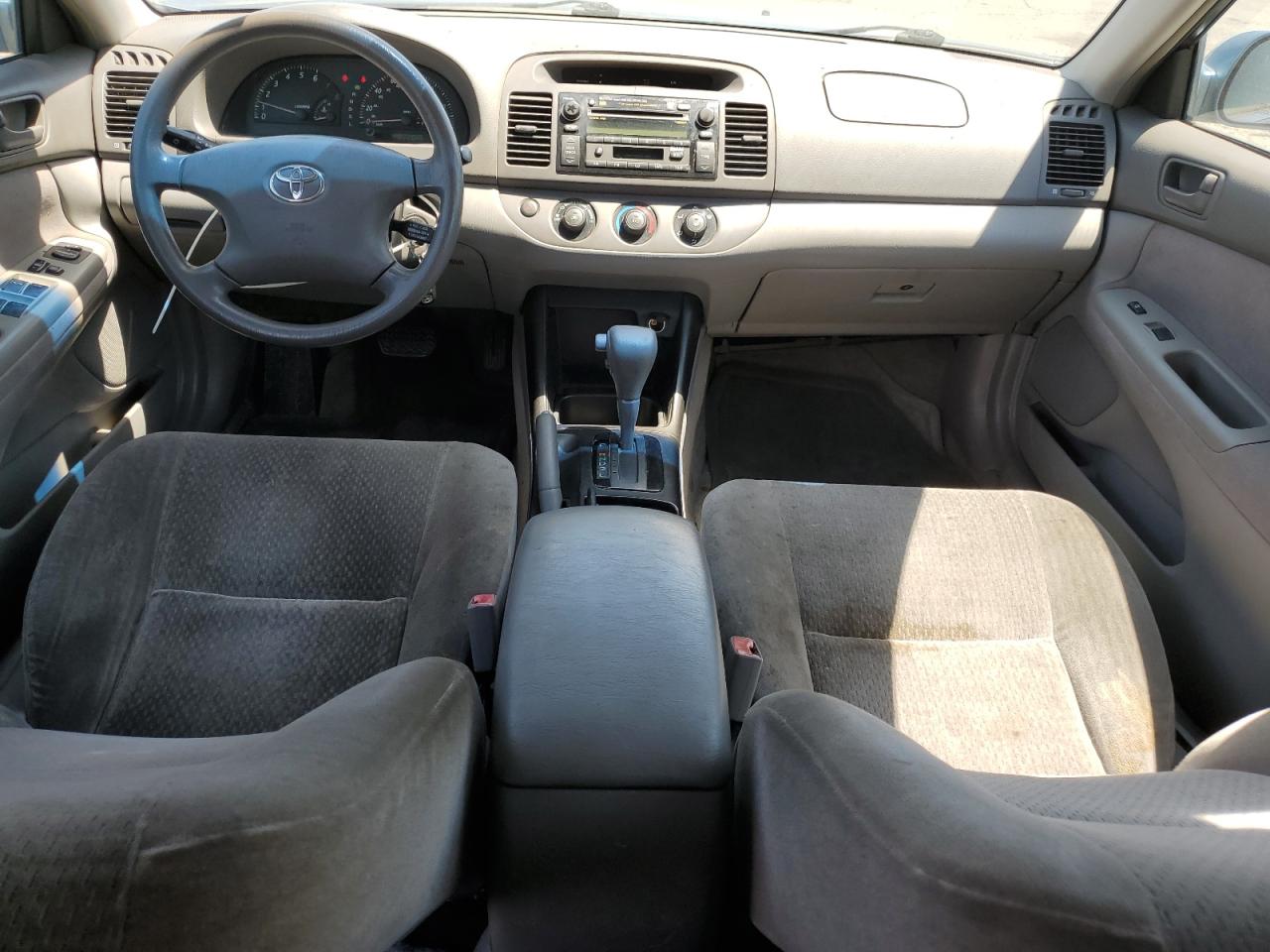 2003 Toyota Camry Le VIN: JTDBE32K930175703 Lot: 64996775