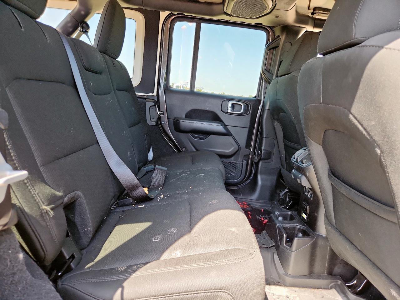 2019 Jeep Wrangler Unlimited Sahara VIN: 1C4HJXEN2KW681016 Lot: 64333305