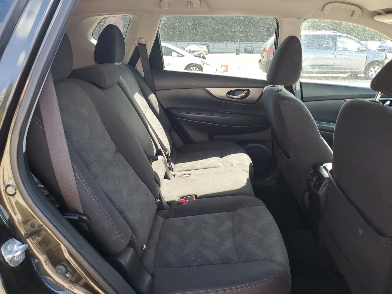 2016 Nissan Rogue S VIN: KNMAT2MTXGP642075 Lot: 64733135