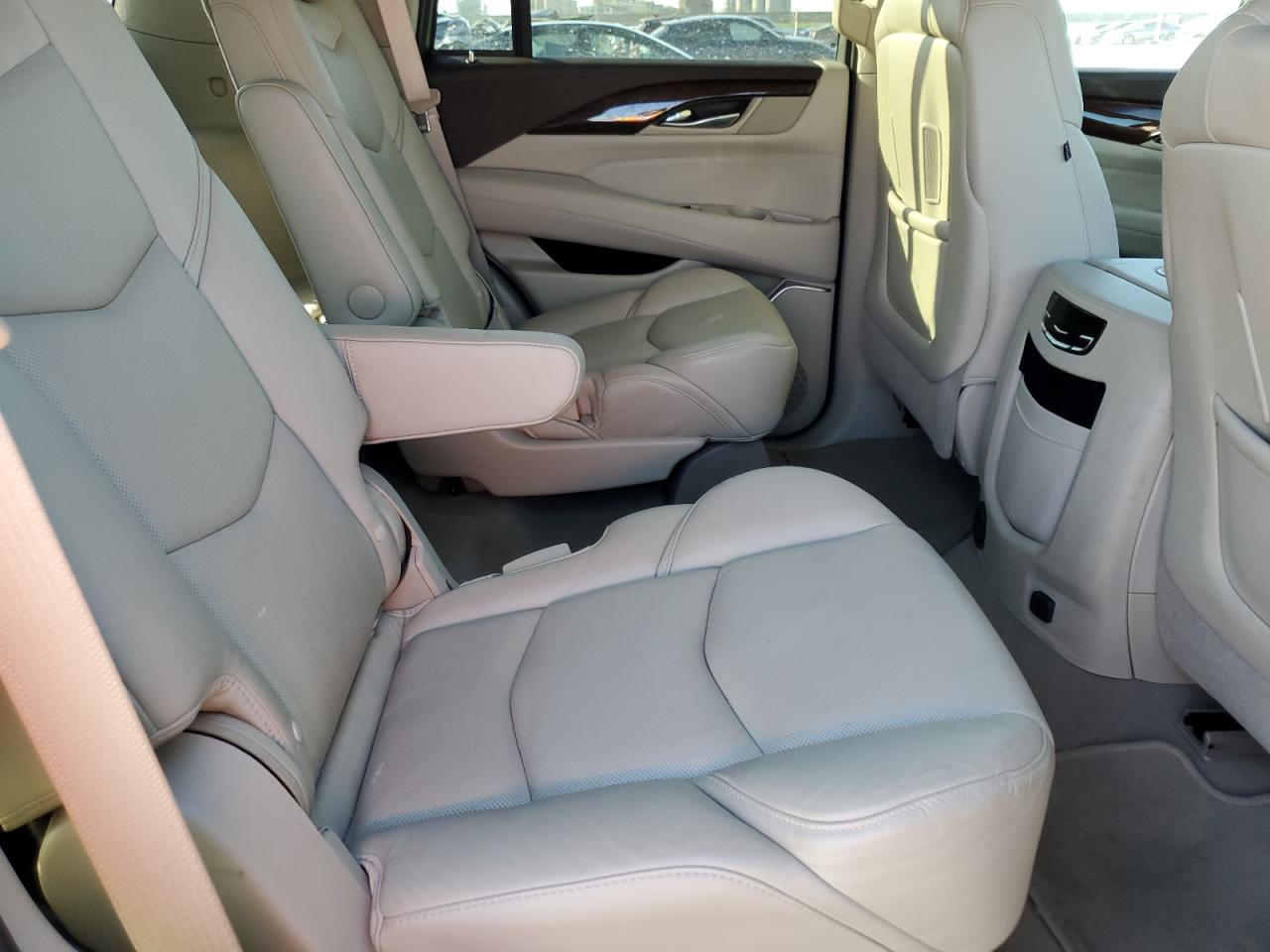 2017 Cadillac Escalade VIN: 1GYS3AKJ5HR376285 Lot: 64208325