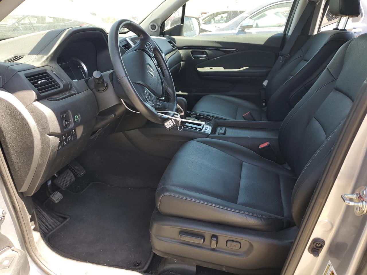 2017 Honda Ridgeline Rtl VIN: 5FPYK3F78HB005129 Lot: 64132195