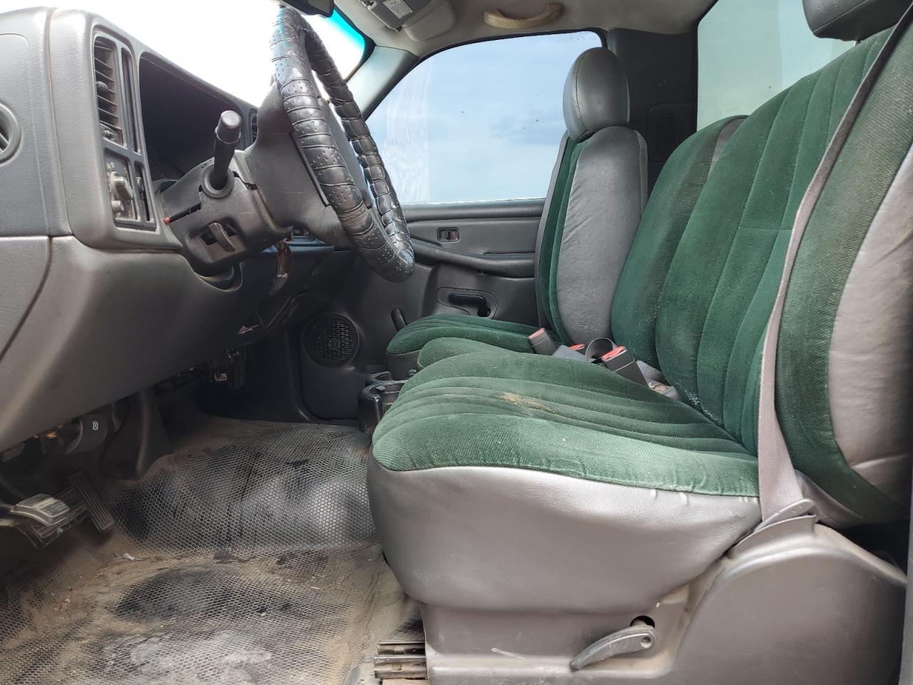 2004 GMC New Sierra C1500 VIN: 1GTEC14X04Z107979 Lot: 64629785