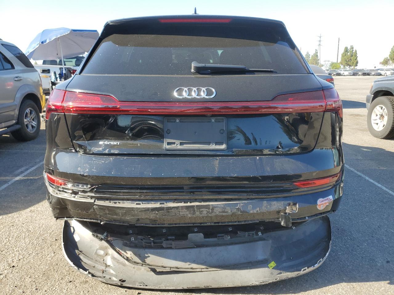 2019 Audi E-Tron Premium Plus VIN: WA1LAAGE5KB021414 Lot: 64040675
