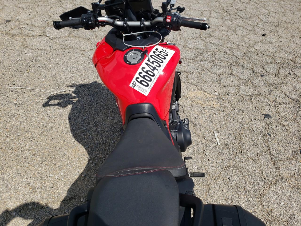 2022 Yamaha Mtt09 Gt VIN: JYARN74E8NA000879 Lot: 66645065