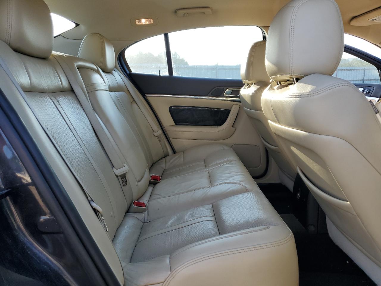 1LNHL9DK8EG600978 2014 Lincoln Mks