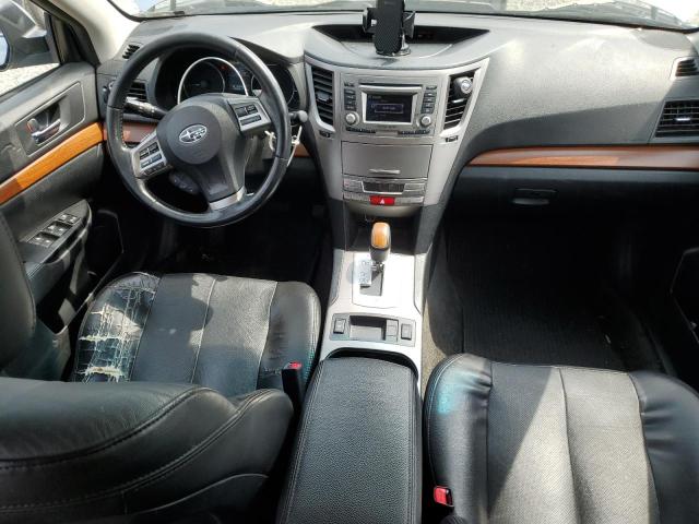 SUBARU OUTBACK 2014 Srebrny