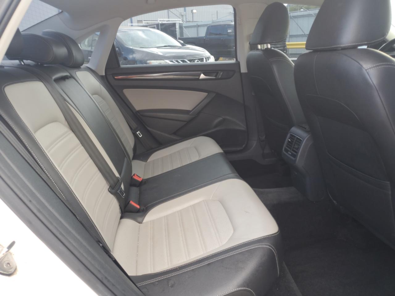 2015 Volkswagen Passat Se VIN: 1VWBT7A34FC071532 Lot: 64089195