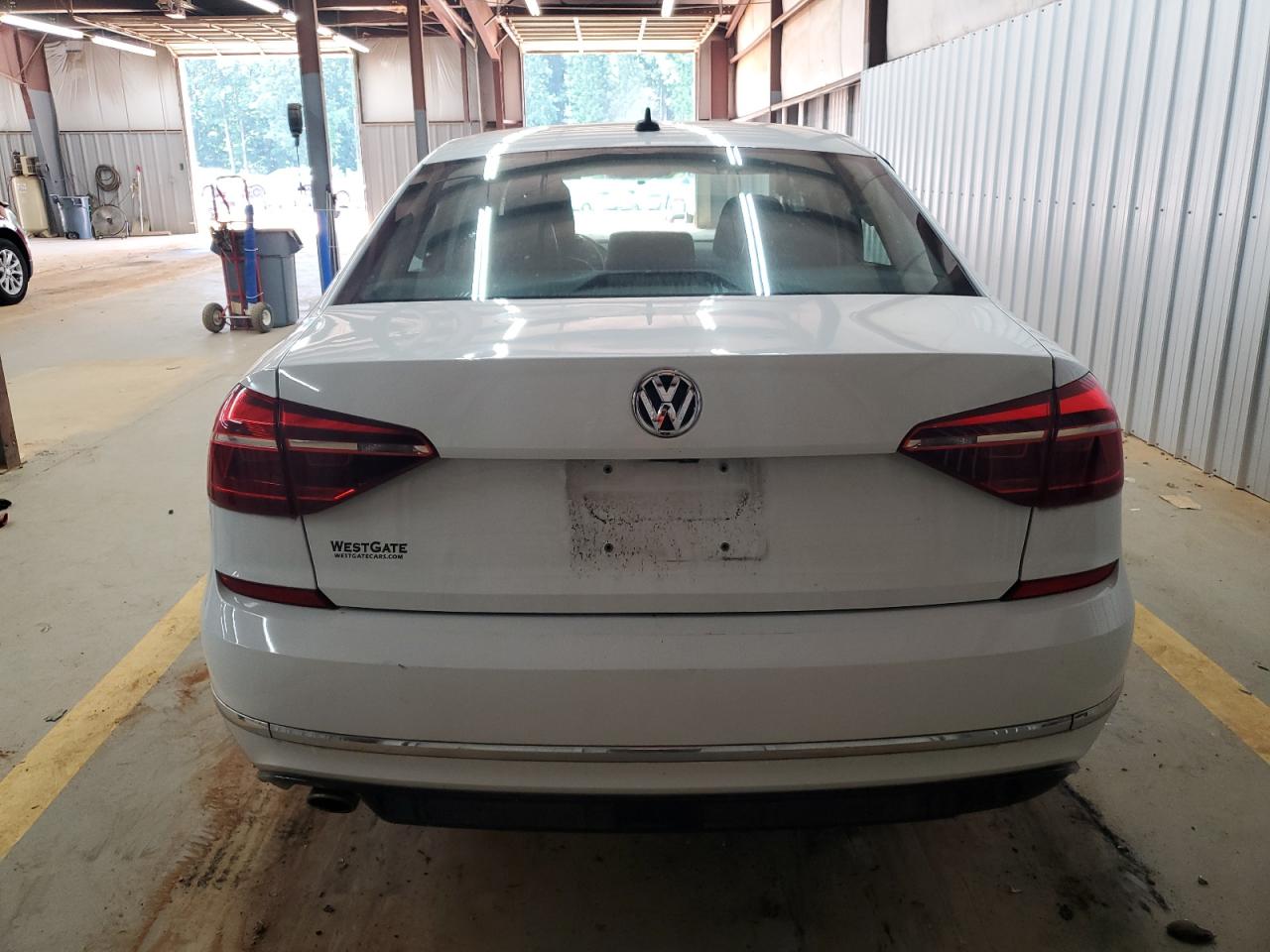 2017 Volkswagen Passat R-Line VIN: 1VWDT7A39HC046864 Lot: 63629945