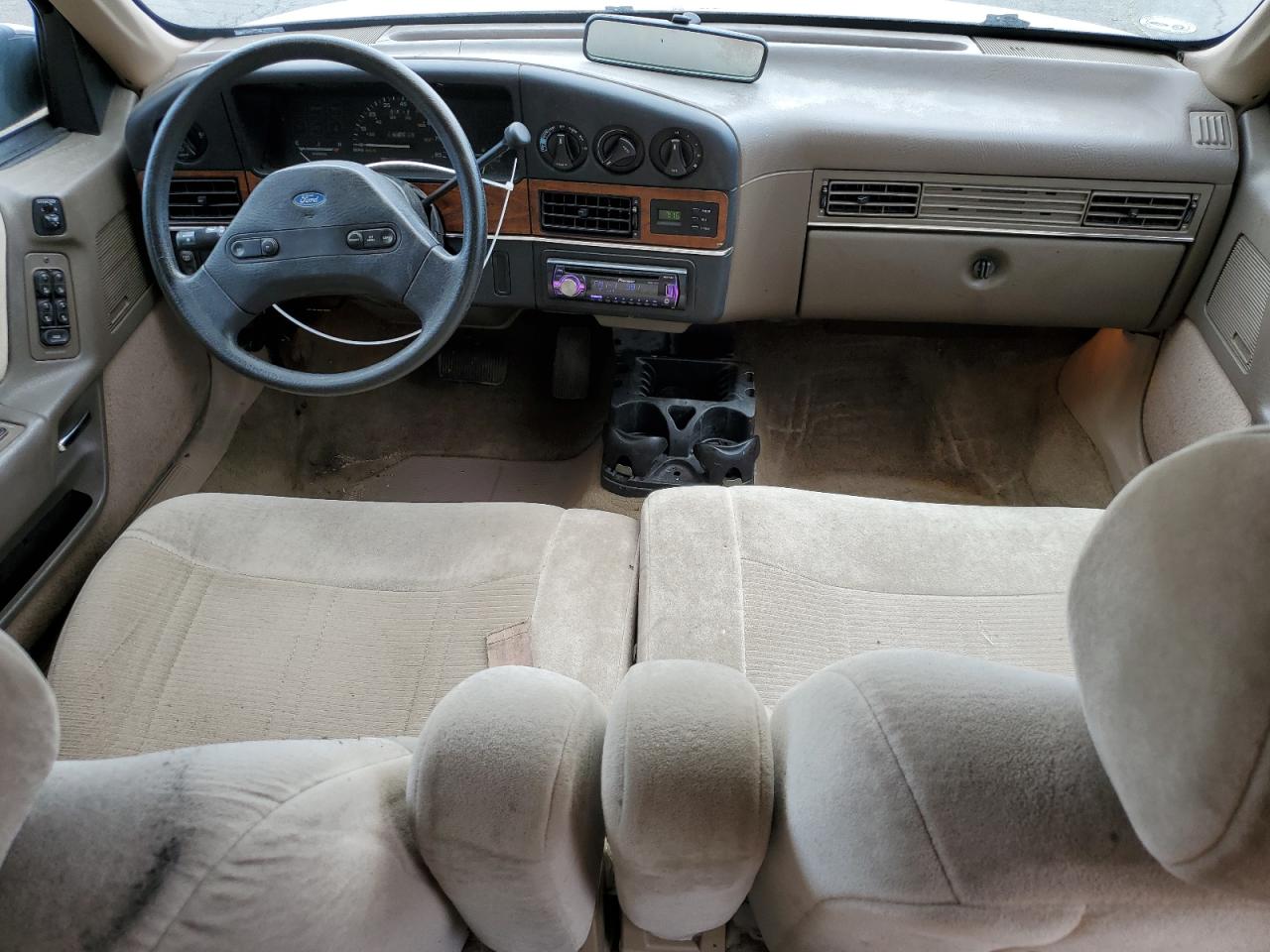 1989 Ford Taurus Gl VIN: 1FABP52U6KG282842 Lot: 63914655
