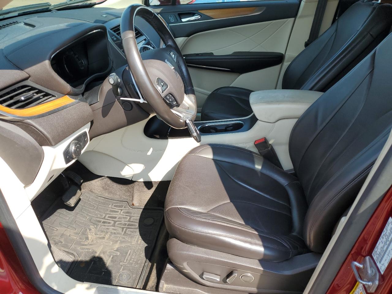 5lmtj2ah6fuj45886 5LMTJ2AH6FUJ45886 2015 Lincoln Mkc