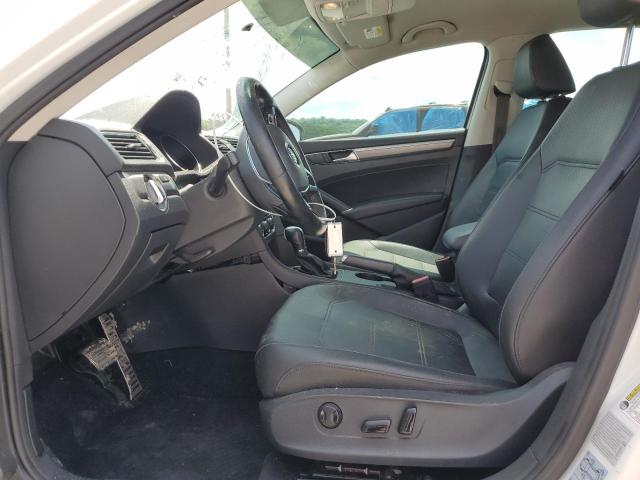  VOLKSWAGEN PASSAT 2016 Biały