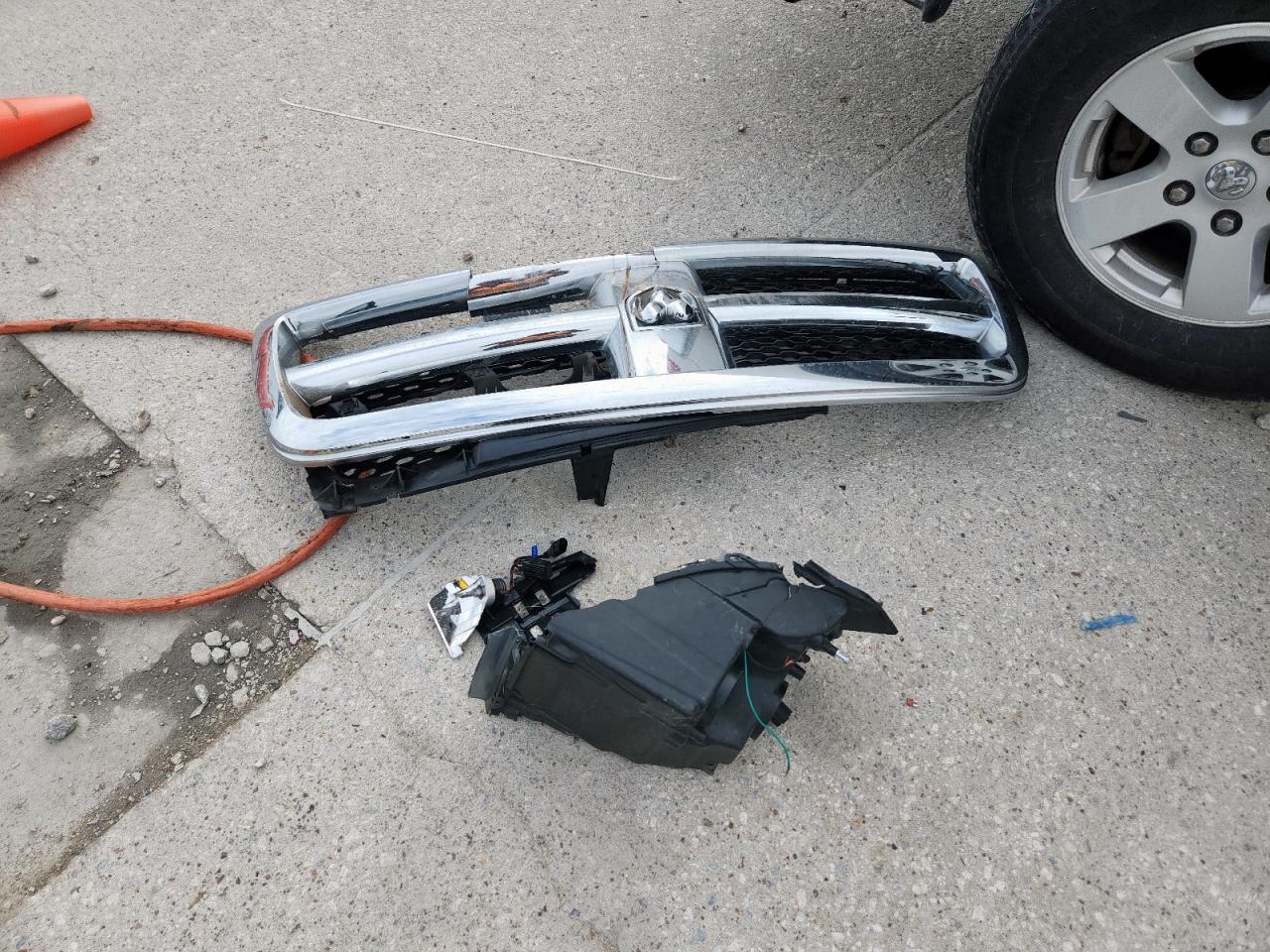 2011 Dodge Ram 1500 VIN: 1D7RB1GP3BS632031 Lot: 63205105